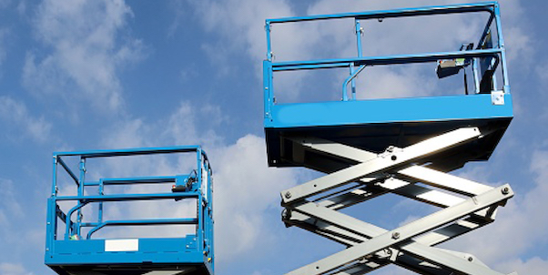 The Do's and Don'ts of Safely Operating Scissor Lift